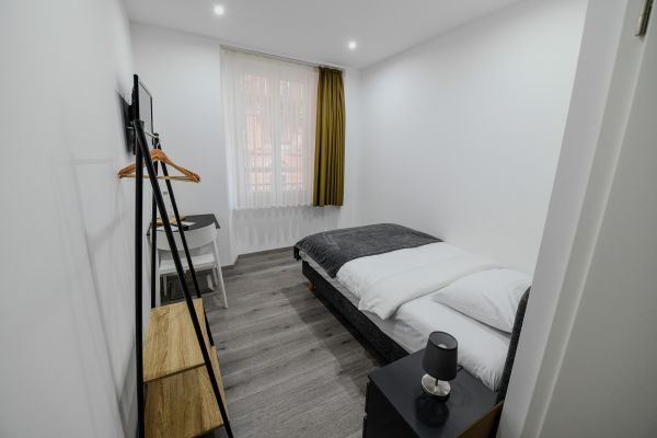 simple-wc-a-letage0049FA27-CE3A-665A-451E-B1B10BDD8E01.jpg